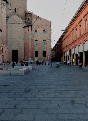 VISTA DELLA PIAZZA VERSO SAN PETRONIO