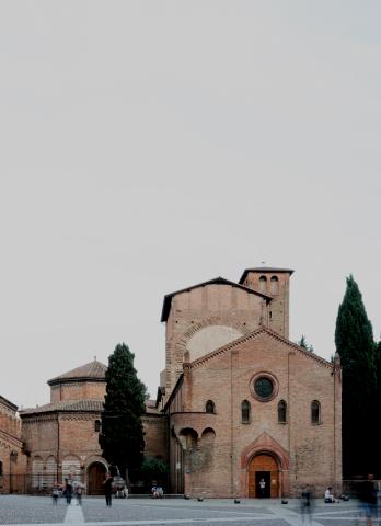 facciata della basilica di santo stefano