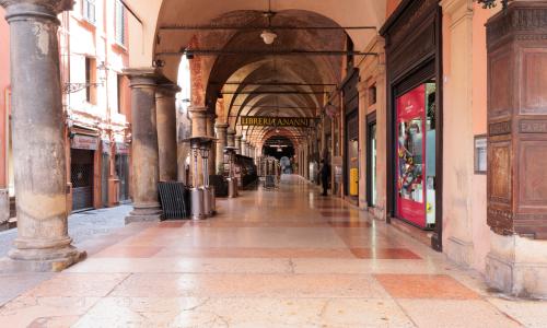 portico della morte verso la libreria