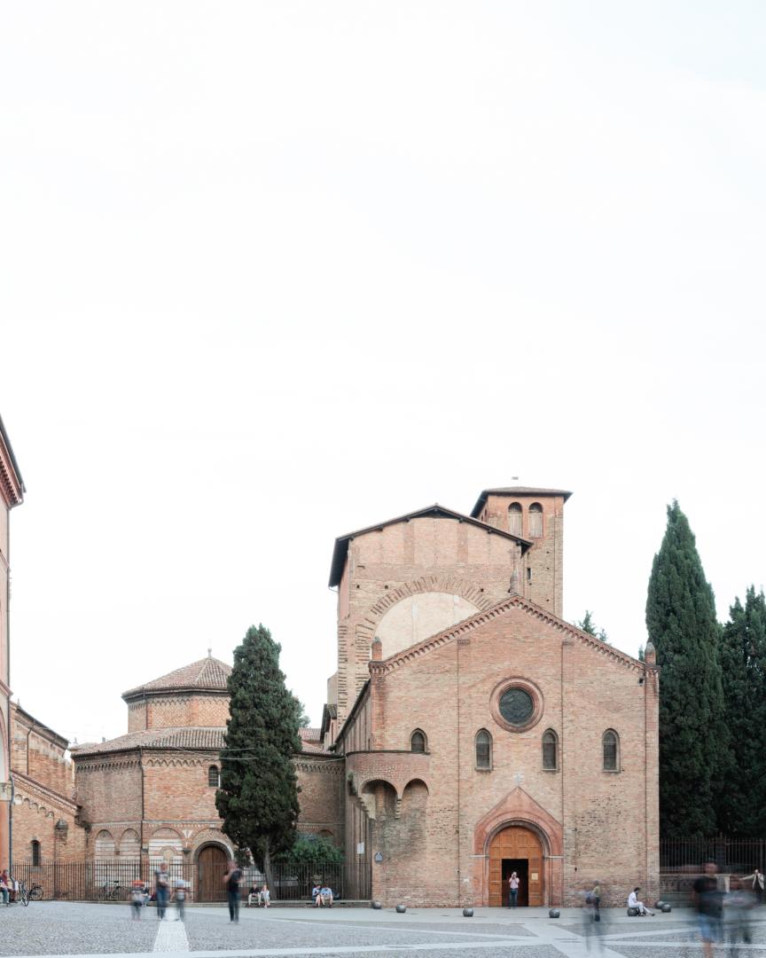 facciata della basilica di santo stefano