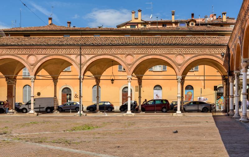 Portico Servi SB